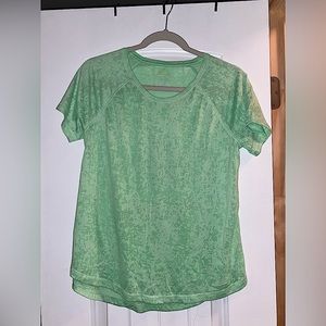 NWOT Tek Gear Green Workout Tee 🏃‍♀️💚
